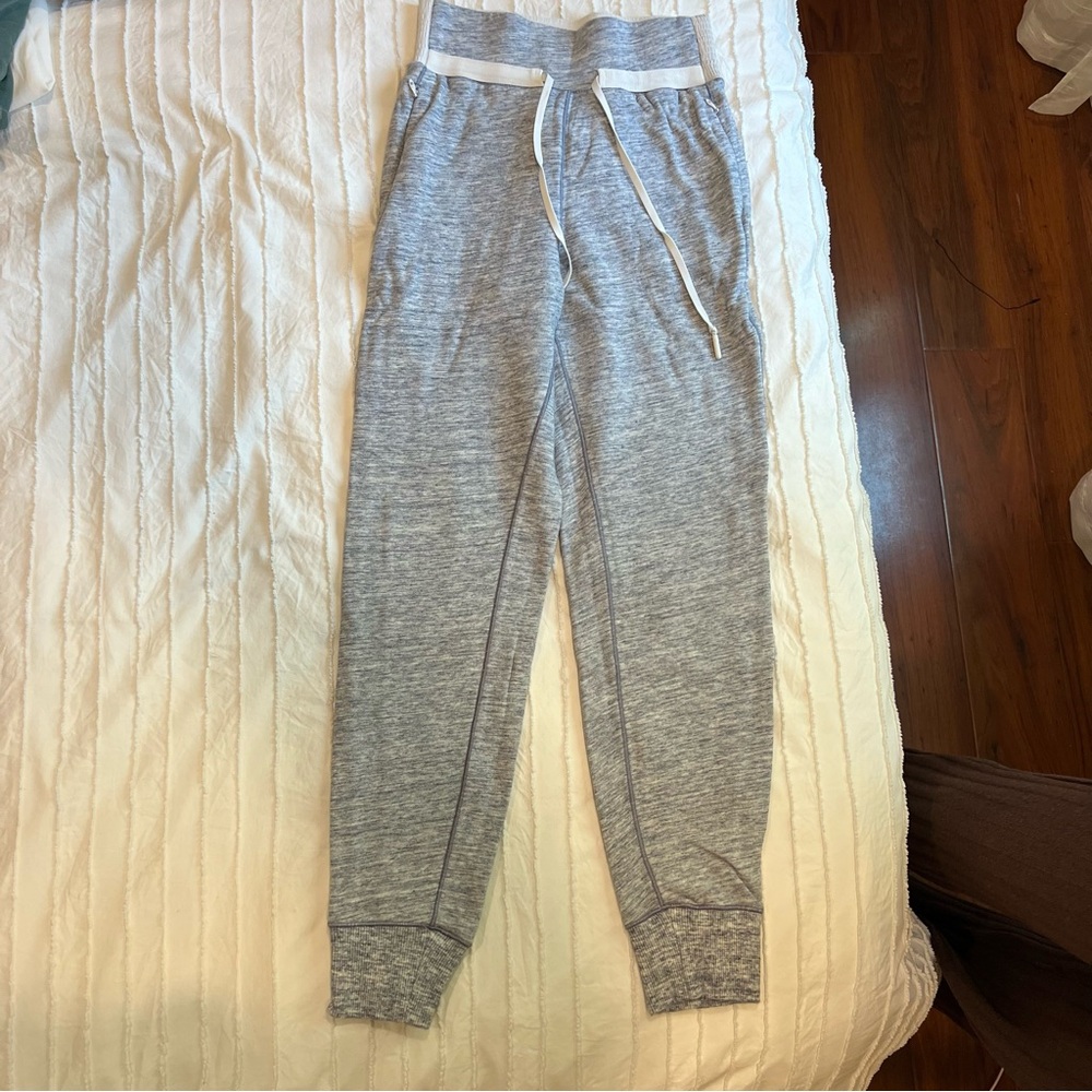 Lululemon sweatpants